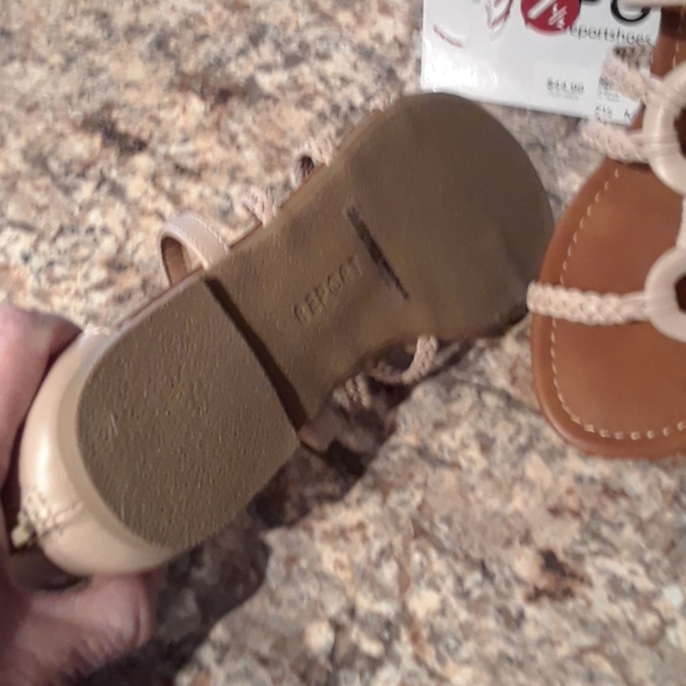 Sandals - Picture 4 of 4